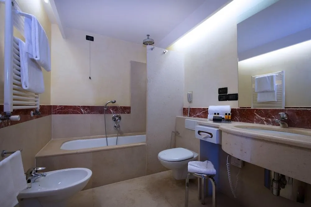 Cdh Hotel Radda Siena